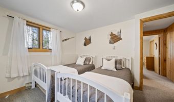 15 Goose Hollow Rd, Campton, NH 03223