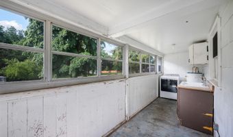 4550 Pumping Station Rd, Appomattox, VA 24522