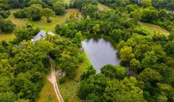 12000 Grassbur Rd, Bryan, TX 77808