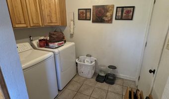 818 E Orchard Ln, Carlsbad, NM 88220