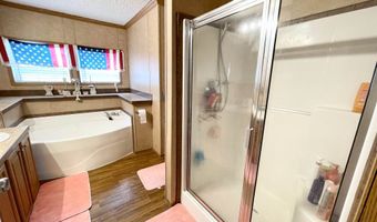 820 Autumnwood Rd, Ash Flat, AR 72513
