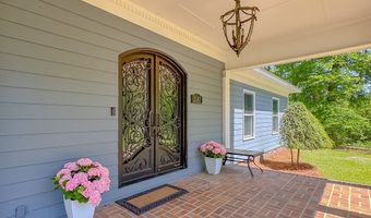 2107 Hughes St, Bainbridge, GA 39819