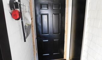 27 Maxwell Ln, Bangor, ME 04401