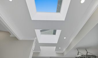 50 SEMINOLE LANDING Rd, Atlantic Beach, FL 32233