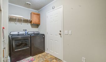 448 Pauline Dr, Bonneau, SC 29431