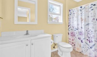 42 Brookside Ave, North Providence, RI 02911