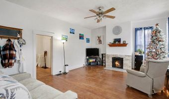 414 Manchester St, Aurora, IN 47001