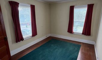 20-24 Church St, Barre, MA 01074