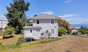 677 17TH St, Astoria, OR 97103