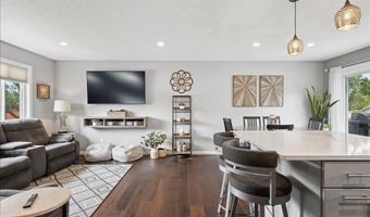 14390 Exley Ln, Apple Valley, MN 55124