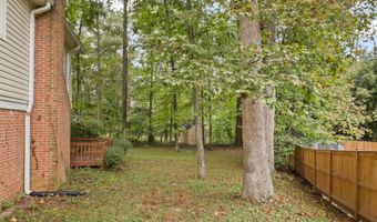 8504 CANTERBURY Dr, Annandale, VA 22003