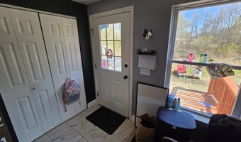 172 5th St, Bangor, ME 04401