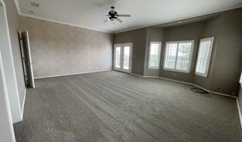 808 Dennis Way, Carlsbad, NM 88220