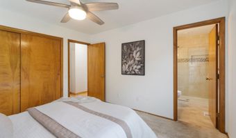 24950 NE AIRPORT Rd, Aurora, OR 97002