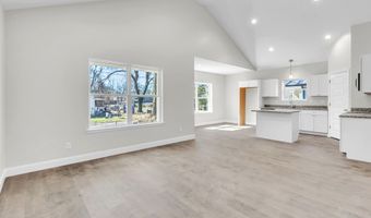 129 Lindon St, Benton, TN 37307