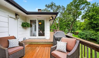 1323 Scott Cir, Ames, IA 50014