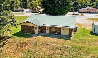 2082 W State Road 54, Bloomfield, IN 47424