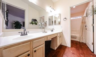 37222 N TOM DARLINGTON Dr 15, Carefree, AZ 85377