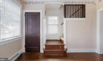 1081 WYNNWOOD Rd, Abington, PA 19001
