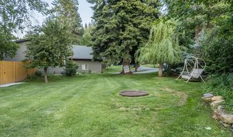 6531 Tannenbaum Cir, Bonners Ferry, ID 83805