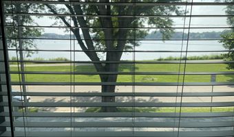 135 S Brittingham Pl, Madison, WI 53715