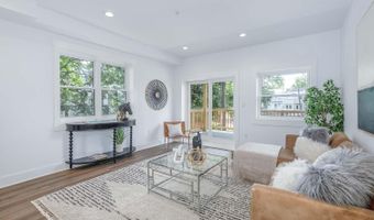 424 TAYLOR St NW 1, Washington, DC 20011