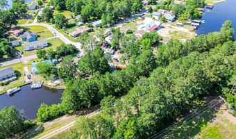 513 Pauline Dr, Bonneau, SC 29431