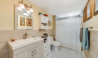 22 Paddock Ave, Alloway, NJ 07422