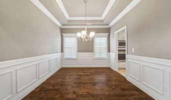 702 SE Eaton St, Bentonville, AR 72712