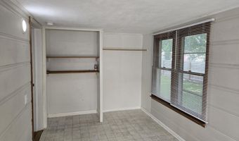 830 S Park Ave, Aurora, MO 65605