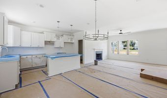228 Telluride Ct, Aberdeen, NC 28315