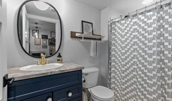 W5553 HOELZEL Way, Appleton, WI 54915