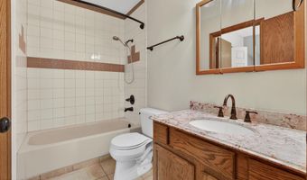 8450 Brookridge Dr, Anchorage, AK 99504