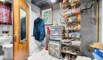15110 Hanfor Ave, Allen Park, MI 48101