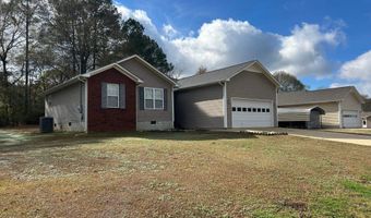 82 BERNARD COUCH Dr, Anniston, AL 36207