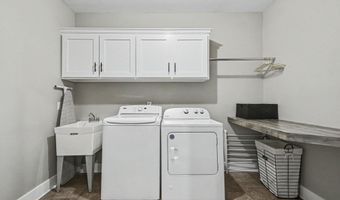 6610 Warner St, Allendale, MI 49401