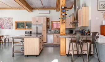 85 Gondola Ave, Jamestown, RI 02835