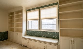 261 W PARK Ln N, Centerville, UT 84014