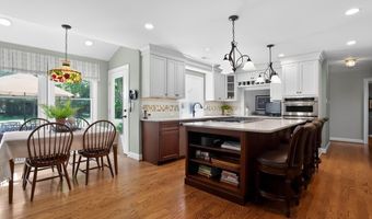 70 HOGAN Ln, Ambler, PA 19002