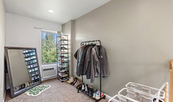 17040 SW WHITLEY Way 201, Beaverton, OR 97006