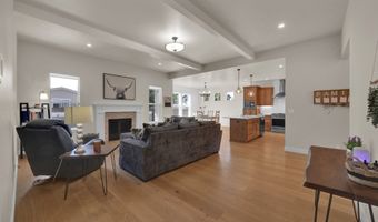 1004 S 46TH St, Springfield, OR 97478