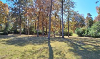 2713 WESTMEADE Rd, Albany, GA 31721