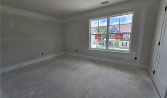 372 Conifer Ln, Ball Ground, GA 30107