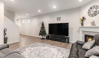 2853 Dillon Dr, Ann Arbor, MI 48105