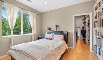 1346 Diamond Dr, Arcata, CA 95521