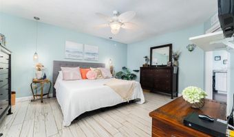 909 SILVER PALM Way, Apollo Beach, FL 33572