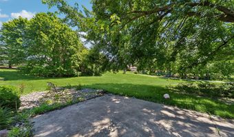 7067 NW 28th St, Ankeny, IA 50023