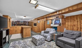 9541 Dulles Ct, Affton, MO 63123