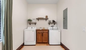 105 E 4th St, Augusta, KY 41002