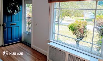 69 Delwood Rd, Warwick, RI 02889